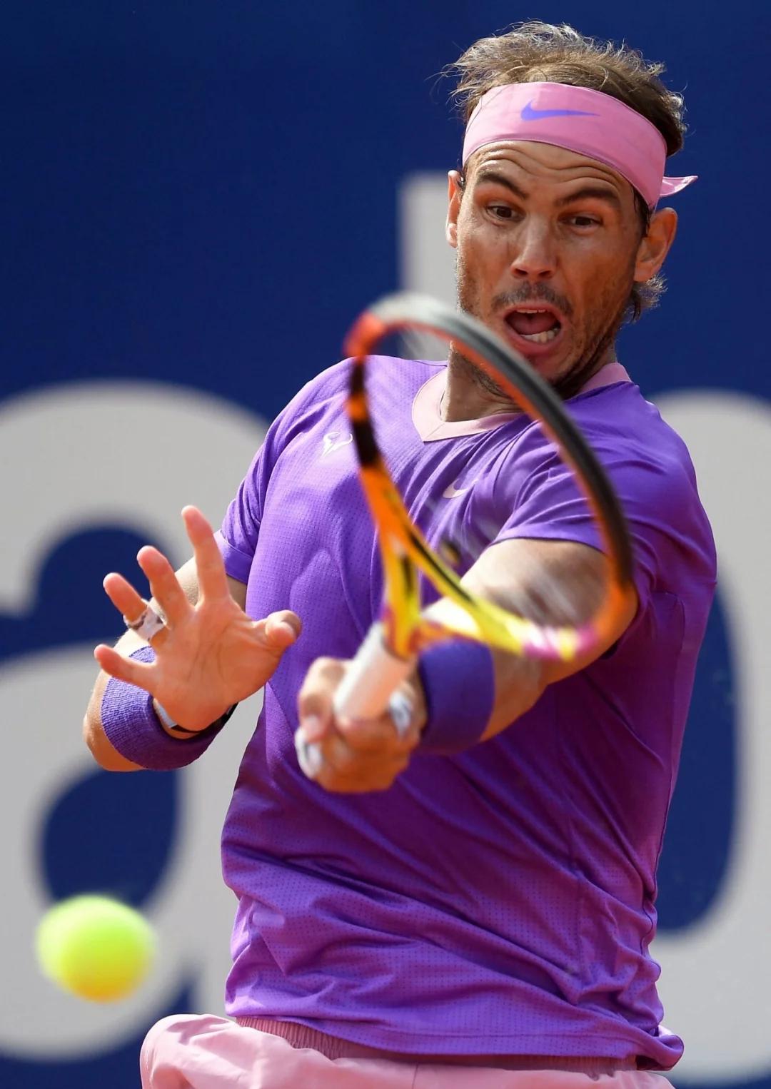 美国网球队碾压西班牙网球队，费德勒惊艳世界