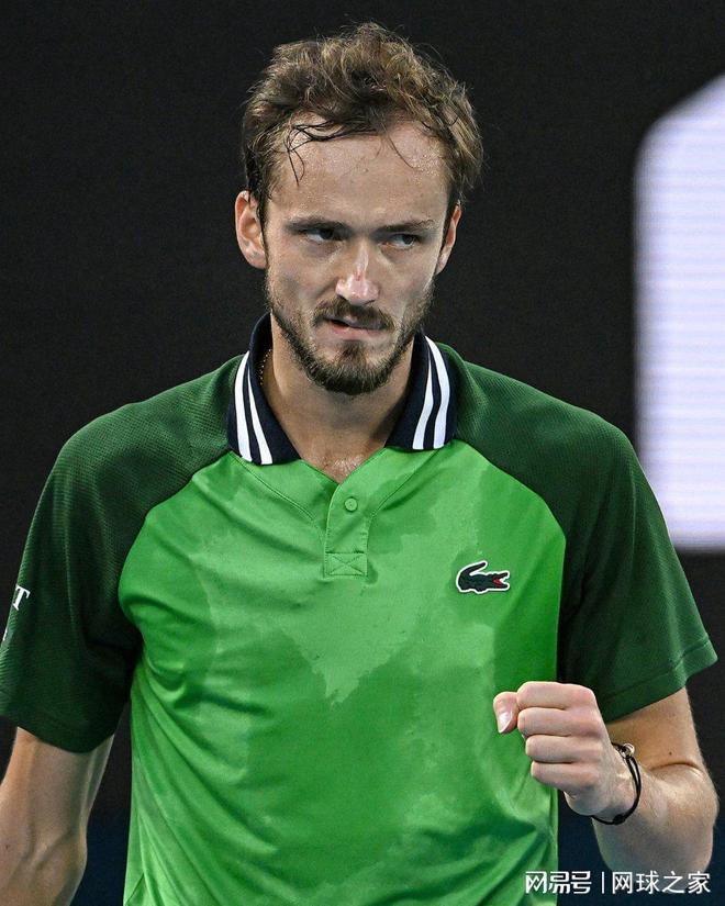 开云体育登录-世界网球队血洗澳大利亚网球队，梅德韦杰夫统治全场