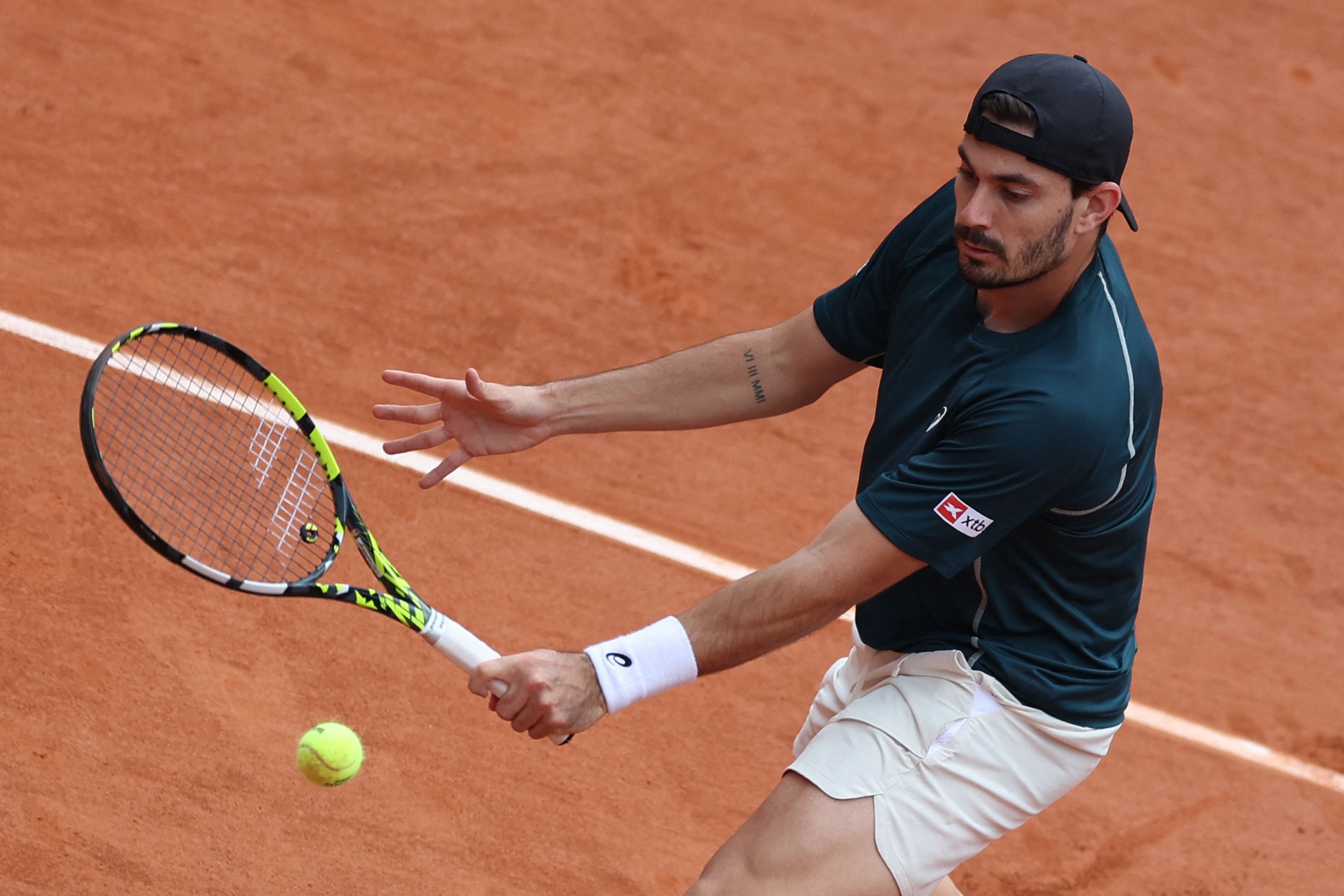 世界网球队碾压法国网球队，阿尔卡拉斯绝境逆转