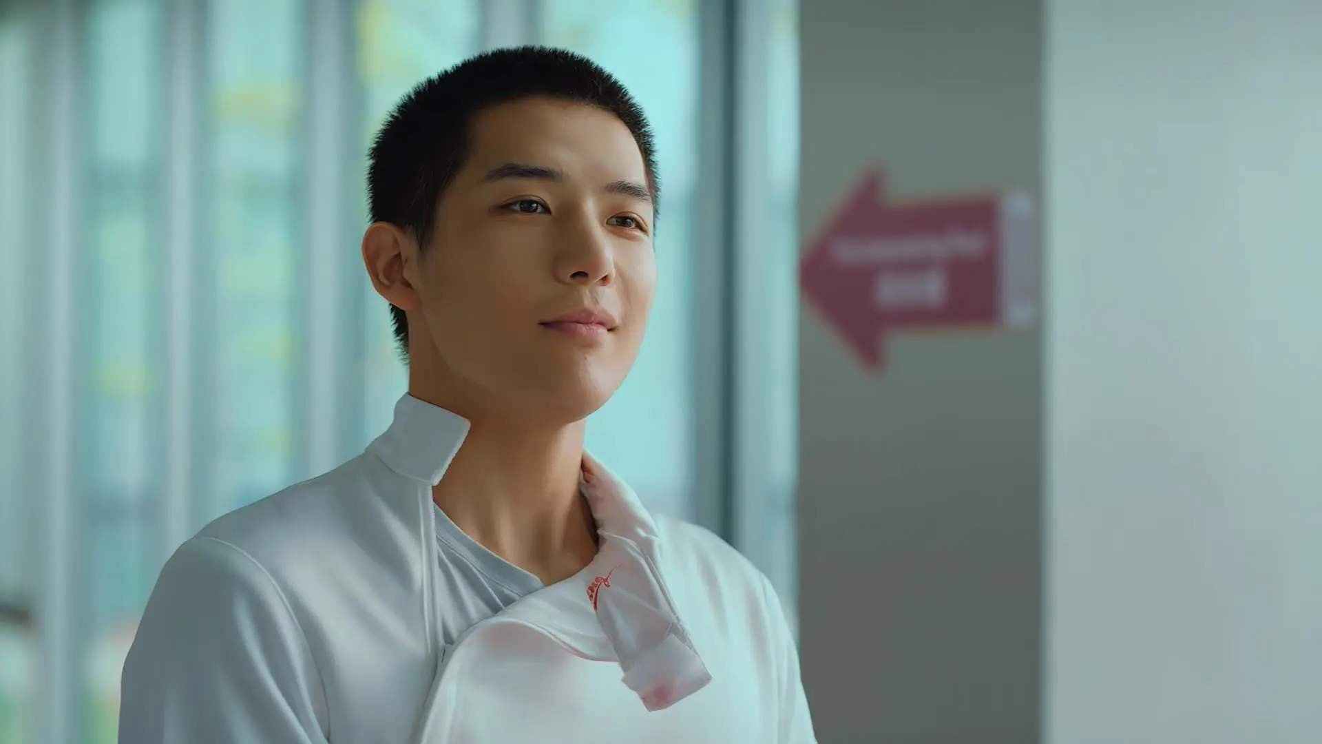 开云体育中国-蓝狮暴雪席卷比利时，布鲁诺那脚撕裂黑夜的制胜弧线