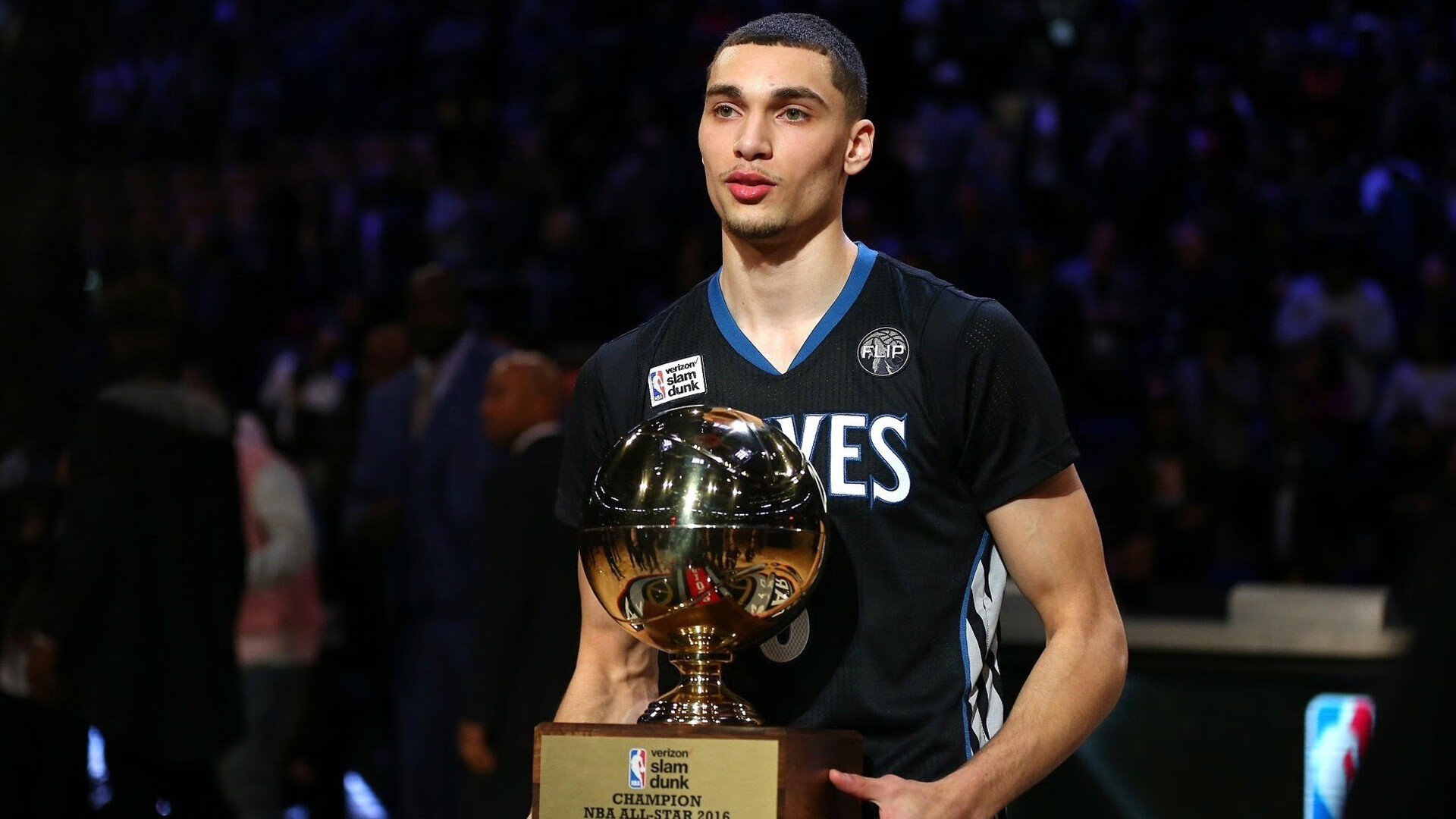 开云sport-步行者奏响紫色狂想曲，福克斯，今夜交响乐的唯一指挥